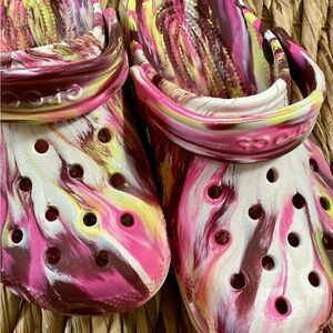 CROCS Multicolor Tie Dye Swirl Clogs pink, yellow, brown, white